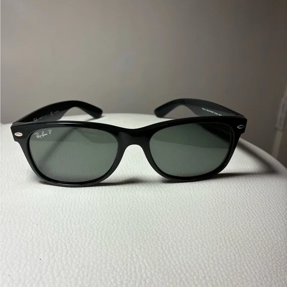 Ray-Ban New Wayfarer Sunglasses - Picture 1 of 10